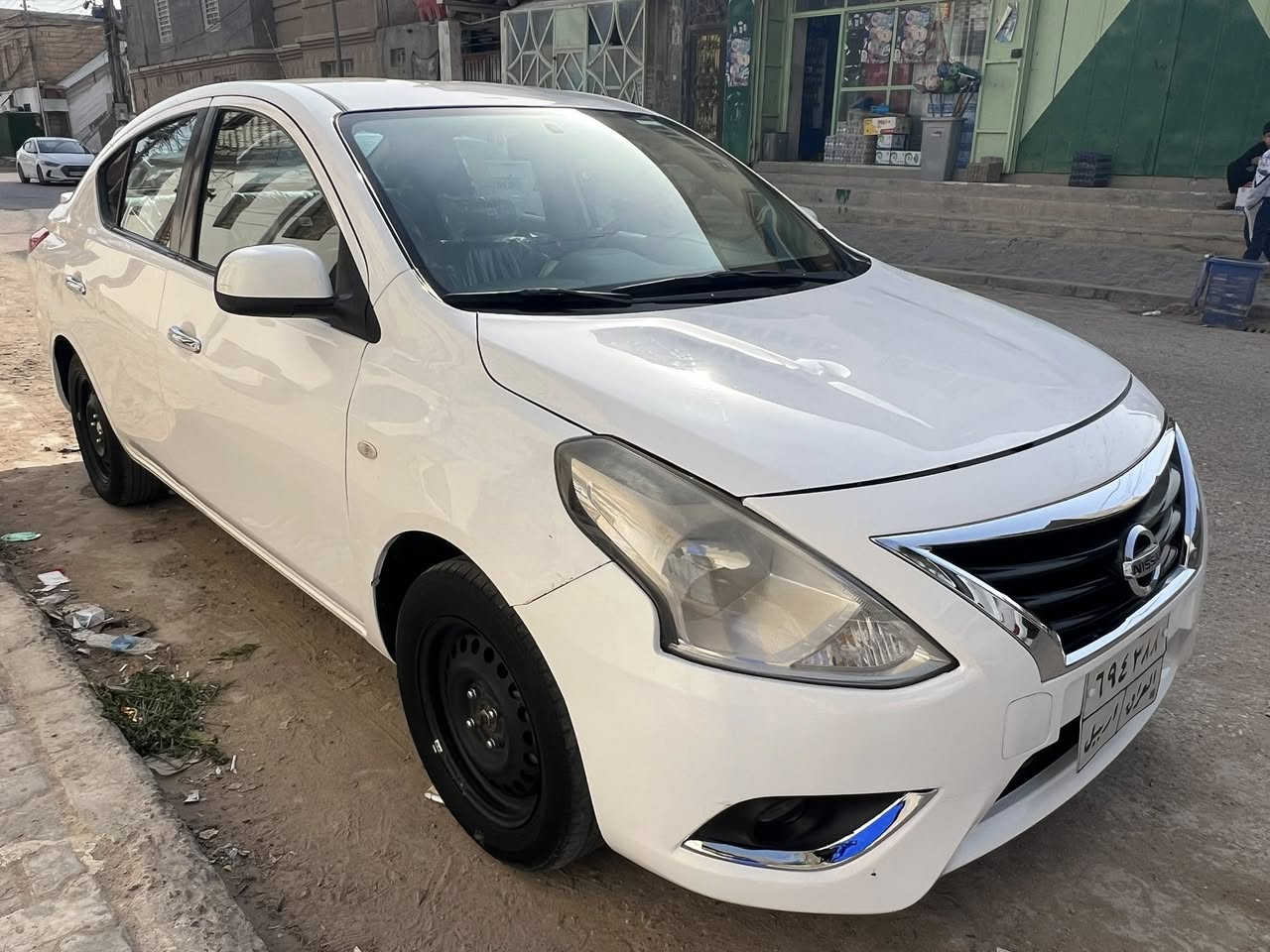 للبيع نيسان صني أم البليته الزركه
مديل 2022 مكفوله بيه شويه بارد سونار مرفق مع الصور كير محرك كله مكفول دواخل جدد سياره جديده على أيدي 
مكان نجف الاستفسار ***********
سعره 108 وبيه مجال بسيط حك الجيه
