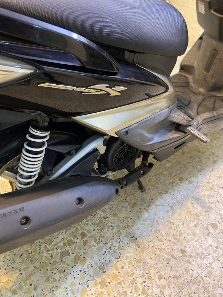 رجائن اقره منشور وتصل             سلام عليكم سكنس فحل گولد نوزل طلاعات وياله ذهبيه مازده ذهبيه دشبول  وكت كامل ذهبي دشبول ثلاث الوان مكينه خرسه شلعه ومعدل تخيل  ((لدراجه مال رمبه صال 20 يوم من نازله ))مكان بغداد مدينة الصدر رقم ***********
