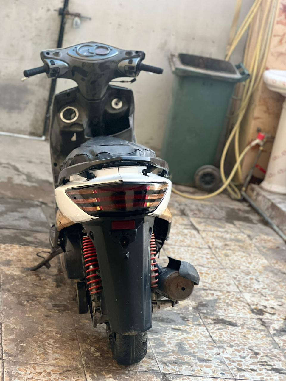 سلام عليكم سكنس فحل كابريتر ياباني دراجه اتخبل بس بيها صوت بل مكينه يمكن صوت زنيجل  بس مو بكن كهربائية كلها شغاله نكره ابكل وقت بيها خرز ار جي اس سعر 400 او بيها مجال مكاني الحسينيه مال راشديه شارع ابو سمير موجود على النت


**إذا كنت صاحب هذا الإعلان وتريد حذفه لأي سبب، رجاءا أرسل رسالة إلى الدعم الفني**