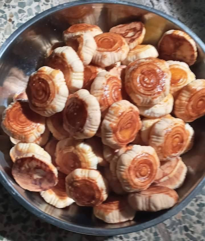 يوجد لدينا كليجه الكيلو ب٧٠٠٠ والب كبير ب٥٠٠٠ والصغير ب٣٠٠٠ شغلي على الطلب يوجد خدمه توصيل


**إذا كنت صاحب هذا الإعلان وتريد حذفه لأي سبب، رجاءا أرسل رسالة إلى الدعم الفني**