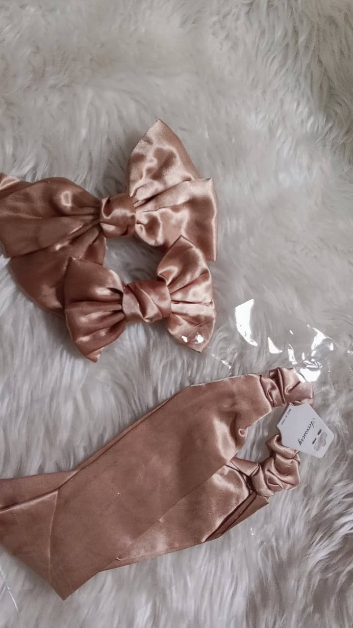 القطعه ب1000 ومتوفر توصيل


**إذا كنت صاحب هذا الإعلان وتريد حذفه لأي سبب، رجاءا أرسل رسالة إلى الدعم الفني**