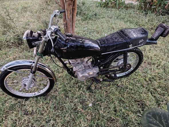 السلام عليكم دراجه أوراق استنساخ شاصي ١٥ دراجه محركها خير من الله سعر 325 مكاني بين الرفاعي والنصر ***********
***********
