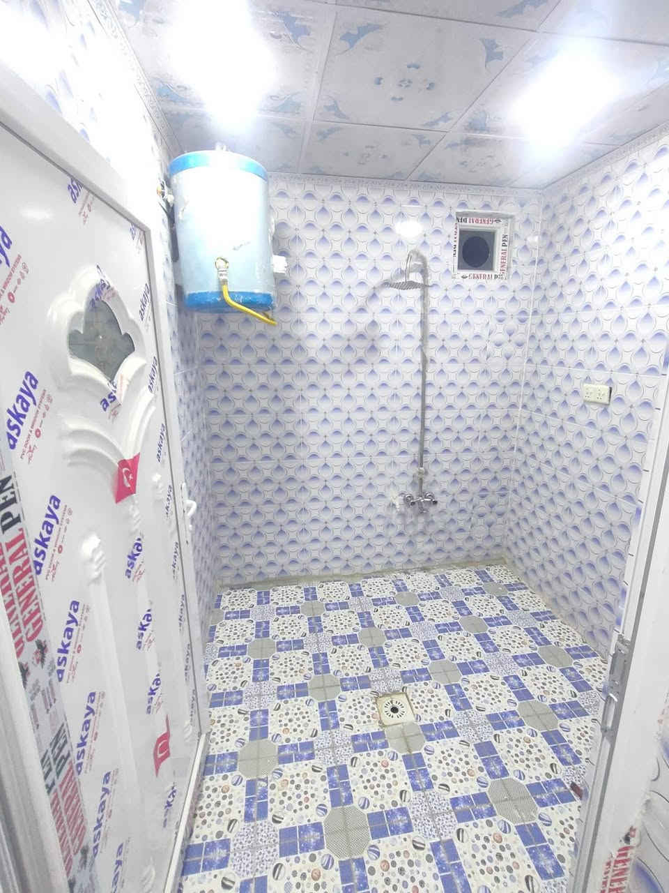 السلام عليكم  
شقه للايجار في ديوان محافظة قرب جامع الليله 
الشقه تتكون من: 
1_غرفتين نوم
2_هول
3_استقبال
4_مطبخ
5_صحيات
6_وترك 
للتفاصيل اكثر اتصال على الرقم التالي: 

الرقم: *********** ✅
