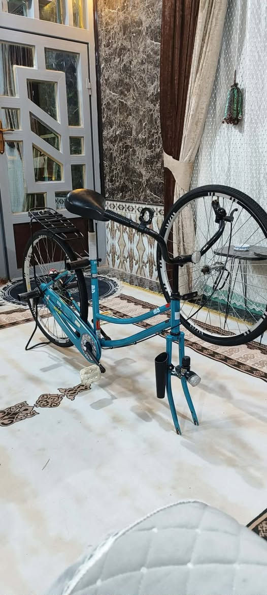 سلام عليكم عندي بايسكل شركه بي دي لون سمائي
مديل 2020البايسكل نضافه 99%جاملغات وره وكدام وبريك كدام 
المكان ناصريه السكان الصناعي النزله الثالثه 
السعر155وبي مجال


**إذا كنت صاحب هذا الإعلان وتريد حذفه لأي سبب، رجاءا أرسل رسالة إلى الدعم الفني**