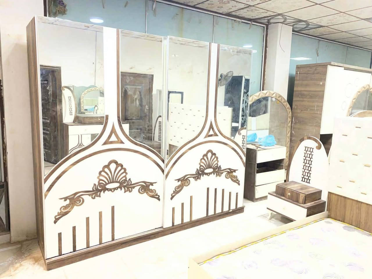 غرفه نوم تركي 5 قطع ضخمه  نظافه جيده بسعر مناسب بيع مستعجل 
350 الف


**إذا كنت صاحب هذا الإعلان وتريد حذفه لأي سبب، رجاءا أرسل رسالة إلى الدعم الفني**