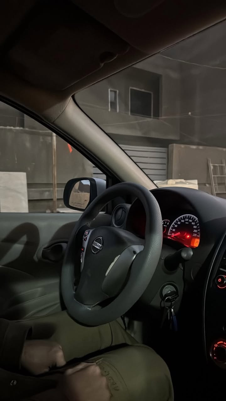 السلام عليكم
نيسان صني 2016 للبيع
السيارة جاهزه كير محرك تبريد تدفئه حداديه كلها على الشرط
بيها بنيد مبدل وبيهه جراد والجاملغ بارد راجع وطخطخات بسيطة
السعر 85 قفل 
مكاني سماوة 
متوفر فقط على الواتساب ***********
