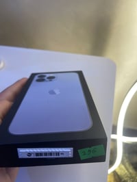 للبيع أيفون 13 برو ماكس شرق اوسط 3A كفاله من الشخط كرتونته ويه بطاريته...