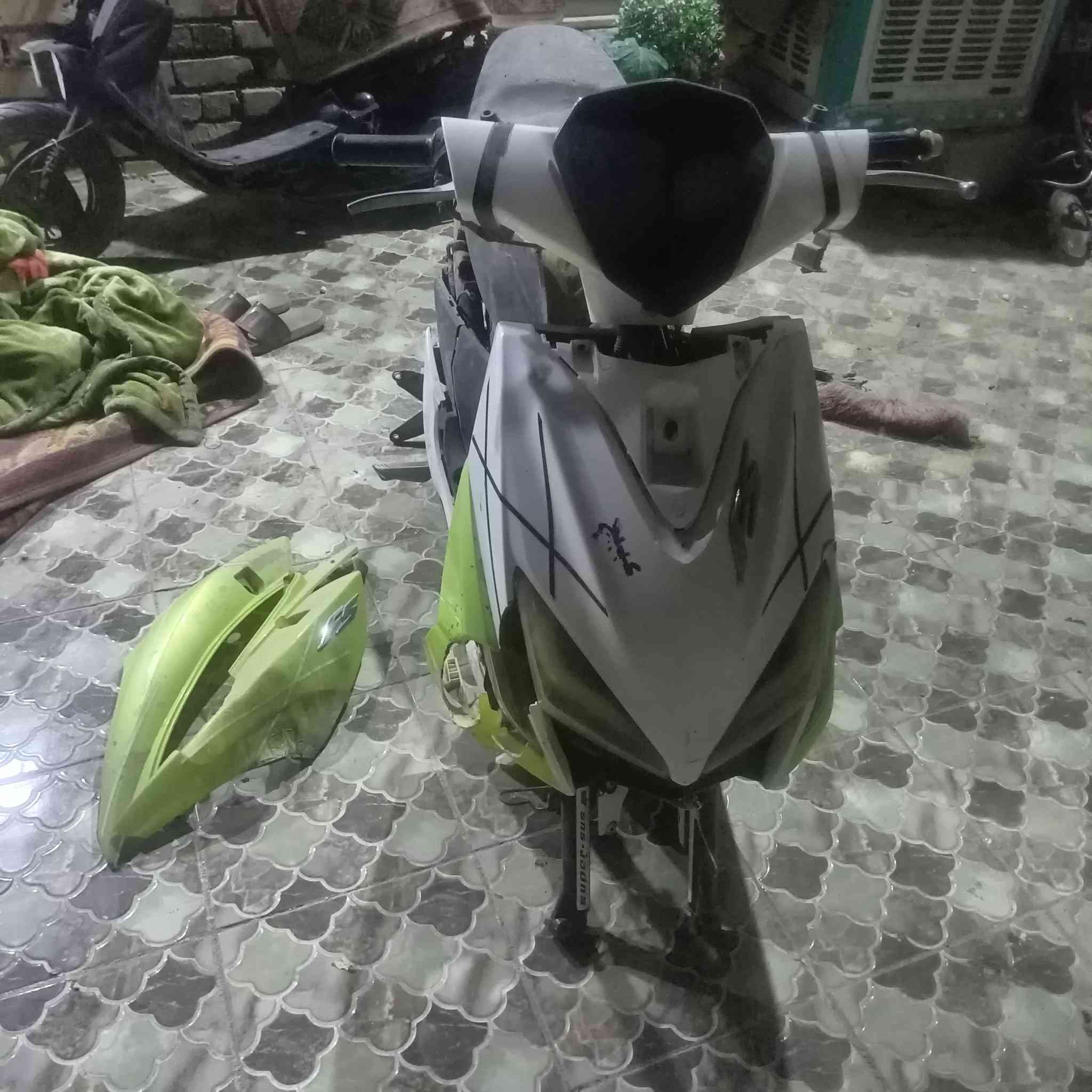 دراجه تفصيخFS صيني مكينه شغاله كفرات دبلات ستيرن جنطه سوادات ستان صفح......  غراض هواي      راسلني وتدلل


**إذا كنت صاحب هذا الإعلان وتريد حذفه لأي سبب، رجاءا أرسل رسالة إلى الدعم الفني**