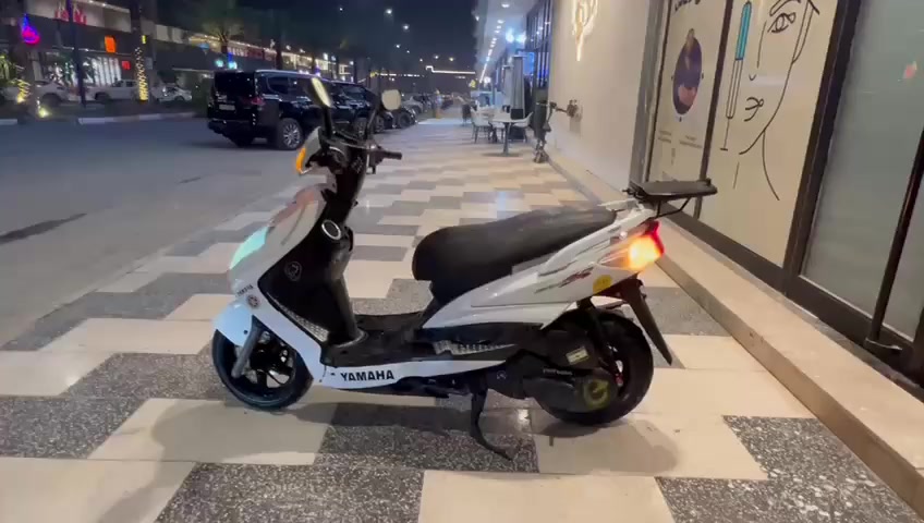 السلام عليكم من رخصة الادمن دراجة سكنس فحل ياباني مابيها اي نقص للبيع او مراوس حسب القناعة اي استفسار الاتصال علئ الرقم
*********** المكان بغداد حي الجهاد
