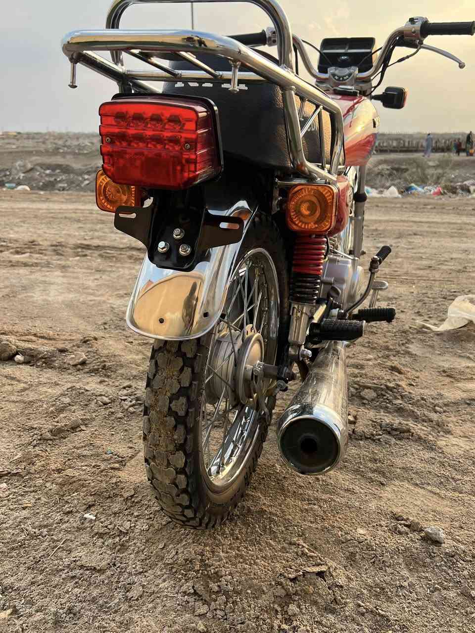 سلام عليكم 
نامه 2023 
امتياز
اوراق تترقم ومدفوعه كمرك
مفتوحه مره وحده
السعر 900 وبيه مجال


**إذا كنت صاحب هذا الإعلان وتريد حذفه لأي سبب، رجاءا أرسل رسالة إلى الدعم الفني**