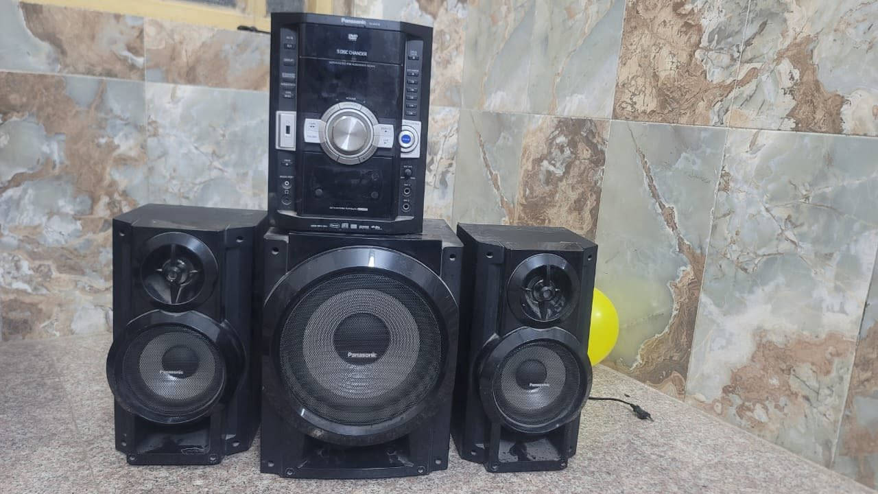 السلام عليكم
بانسونيك كامل شغال فول

السعر 75 الف مكاني بغداد


**إذا كنت صاحب هذا الإعلان وتريد حذفه لأي سبب، رجاءا أرسل رسالة إلى الدعم الفني**