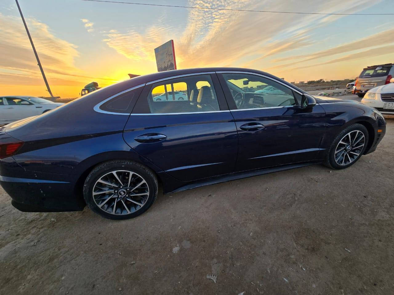 سوناتا 2022  امريكي لمتد
اعلى فئة بالمواصفات 
رقم مثنى مميز حره 
المواصفات

1.بنوراما فتحه
2.بصمة وبصمة ابواب 
3.تشغيل عن بعد 
4.تقديم وترجيع بالبصمة
5.رادارات امامي خلفي جانبي 
6.كاميرات 360 درجة
7.داتا شو 
8.تبريد كشنات
9.تدفئة كشنات
10.تدفئة ستيرن
11.شاشة عدادات ديجيتال
12.شاشه كبيرة تعمل بنظام ( ابل كار بلي واندرويد اوتو )
13. جام الاماميات اوتو 
14.مكينة 1600 تيربو 
15.لدات امامي خلفي 
16.كشنات جلد ابيض ملكي الاماميات كهربائي 
17.حساسات امامي خلفيه
18.مازدات لدات عدد 4 ليزريه
19.فتح صندوق ذكي 
20.بصمة ابواب لمس 
21.تحديد مسار 
22.قيادة ذاتيه
23.اوتو بارك
24. شحن لاسلكي 
25. نظام صوتي دمام ماركة BOSE عدد 14 سماعه  
26.انضمة قيادة عدد 4 ( سمارت/ سبورت / كوستم / نورمل )
27.لد داخي متغير  
28.خزن كشنات
29.نظام ترحيب
30.اريل نفكيتر
31.تبريد منفصل المناخ 
32.نظام تبريد اوتو ( عند الاتصال ينخفض مستوى التبريد لعزل الضوضاء )
33.لايتات امامية اوتو عند تشغيل العالي والناصي وعند التشغيل والاطفاء
34.ماسحات اوتو عند المطر 
35.كروس سرعة 
36.توقف ذاتي عند الاقتراب من الخطر ( مانع تصادم )
37. كير 8 نمر 
38.شفتات ستيرن 
39.شحن لاسلك
40. تبريد قطعتين امامي + خلفي
41. ظهور كاميرا جانبية في العدادات عند تشغيل الاشارة
42. سايد بريك ألكتروني بصمة
43. تنبيه عند تحرك السير في الأزدحامات
44. طوي المقاعد الخلفية

السيارة ماشيه 60 
  حادثهه جاملغ امام بصف السايق فقط والبونيد فقط قاعده جاملغ بيه سحب


**إذا كنت صاحب هذا الإعلان وتريد حذفه لأي سبب، رجاءا أرسل رسالة إلى الدعم الفني**