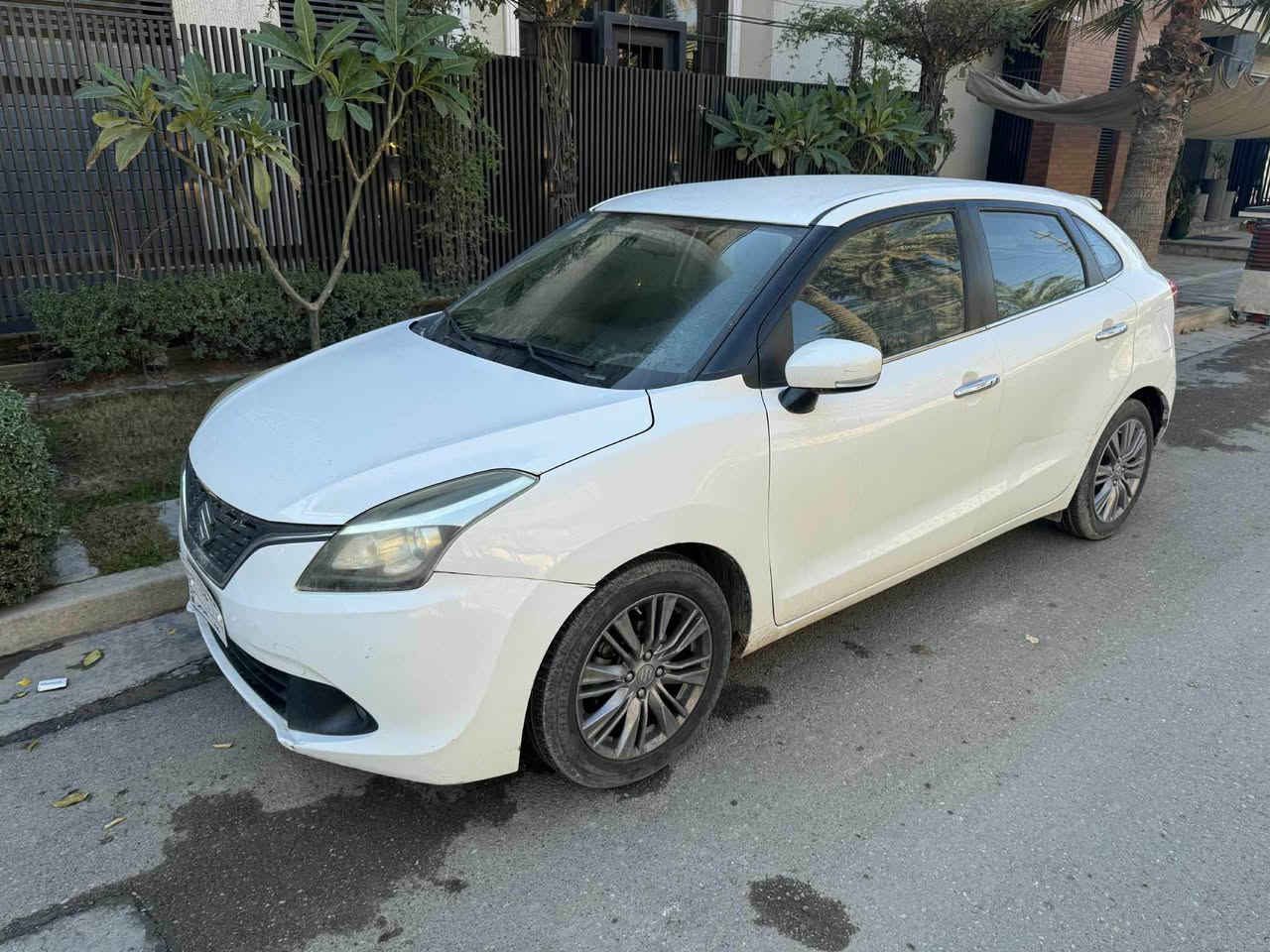 للبيع فقط بدون مراوس

سازوكي بايلنو خليجي 

موديل 2018 

مكفوله من الصبغ والتبديل بيها ملاحظات بسيطه 

ماشيه 65 الف كيلو متر 

كير مكينه مكفولات 

رقم بغداد 

مكانها بغداد 

السعر 90 ورقه وبيها مجال 

للاتصال *********** بغداد, العراق
