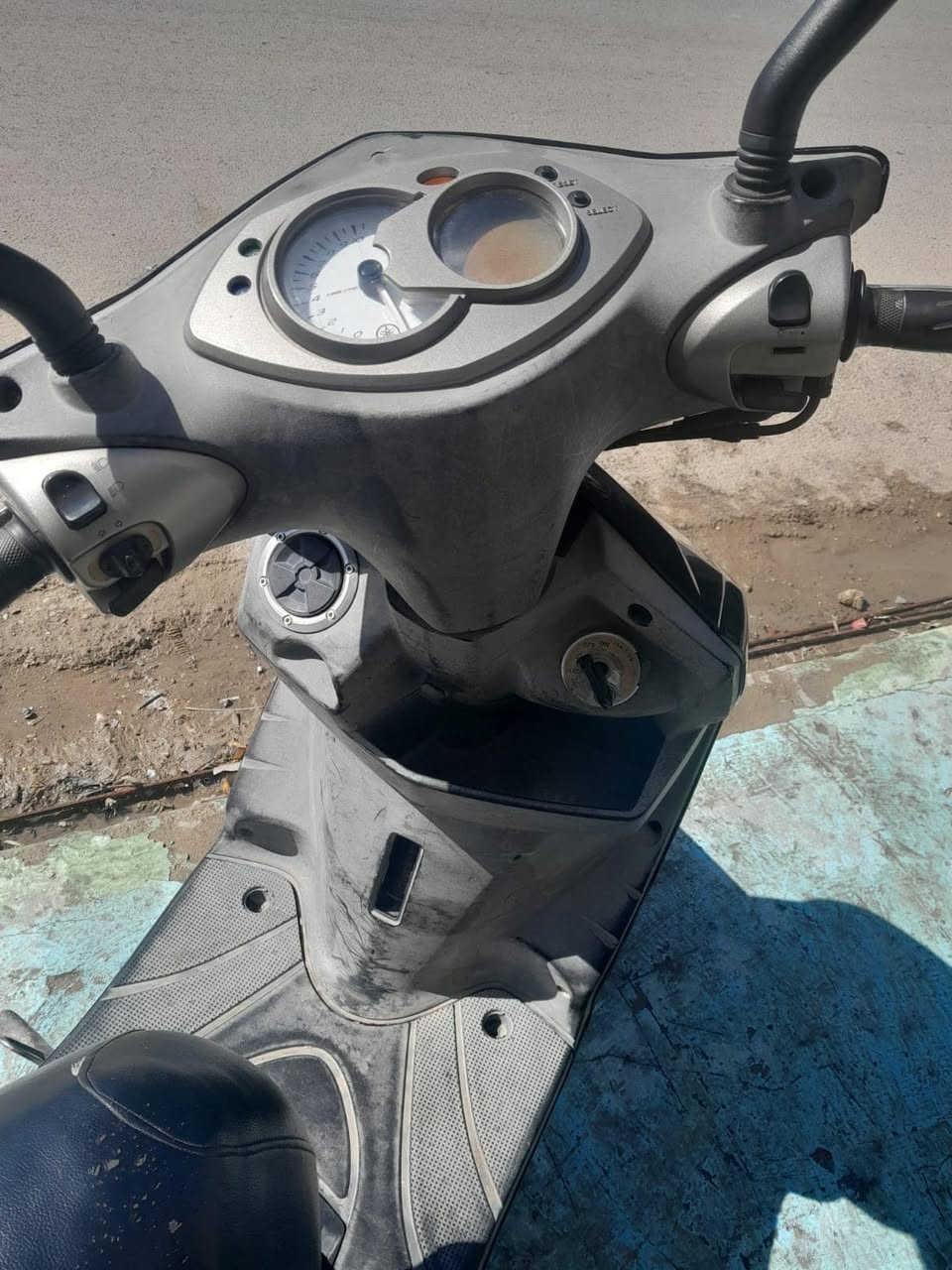 سكنس فحل نوزل (رمبه)
ماشيه 32 الف مكفوله
بلاديه مابيه اي نقص 
فقط دبلات اماميه شويه متيبسه مال ترك بل حاويه
نكره سلف كامله باتري 
ملاحظه نوزل 150 سي سي سلف وهندر 
عده مالته بلاديه وياه 
معروضه عند معرض ibk 
بغداد كريعات 
يوجد نضام اقساط ع رافدين 
سعر نقد 900 الف فقط سعر كابريتر 
مضمونه من معرض وصل اي خلل بل كهربائيات او محرك
*********** واس اب
