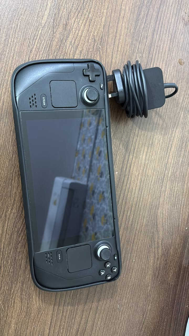 السلام عليكم ستيم ديك  512gنظافه ٩٨٪؜ يجي وياه كفر وشاحنه وحافظه السعر 450وبي مجال


**إذا كنت صاحب هذا الإعلان وتريد حذفه لأي سبب، رجاءا أرسل رسالة إلى الدعم الفني**