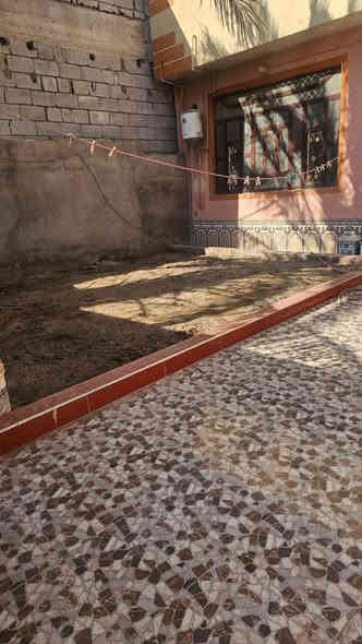 دار مساحة 220 متر طابو زراعي طابق واحد خلف التانكي بلدروز يتكون من 2 غرفه نوم صاله وستقبال ومطبخ وصحيات موقع جيد ان شاء الله 
وبسعر 68 مليون وقابل للتفاوض 
استفسار 
***********
