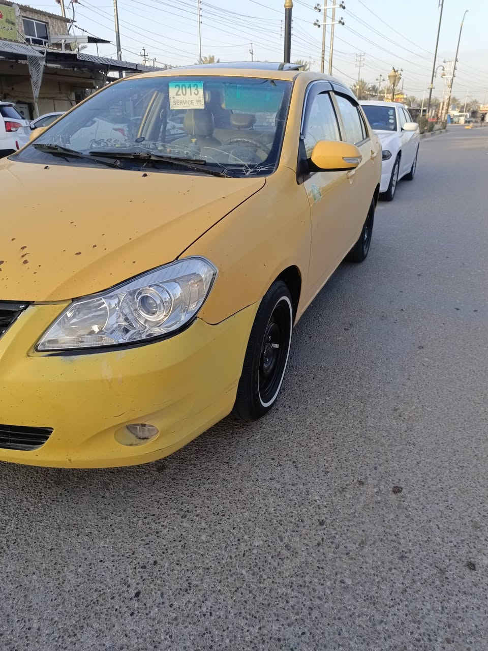 السلام عليكم للبيع BYD G3 2013
معروفه مواصفاته السعر 48وبيه مجال 
رقم بغداد  ممز رقمه 1964
راعيه يريد مداور 
مكفوله من الضربه ولصبغ 
عله وضع لشرگه لهلالات ودوسات 
 كير عادي محرك هونده لمرغوب 
كير ومحرك كفولات تدفه تبريد ثلج ❄ 
تخم تاير مكاني بابل جبله
 *********** بيه واتساب
