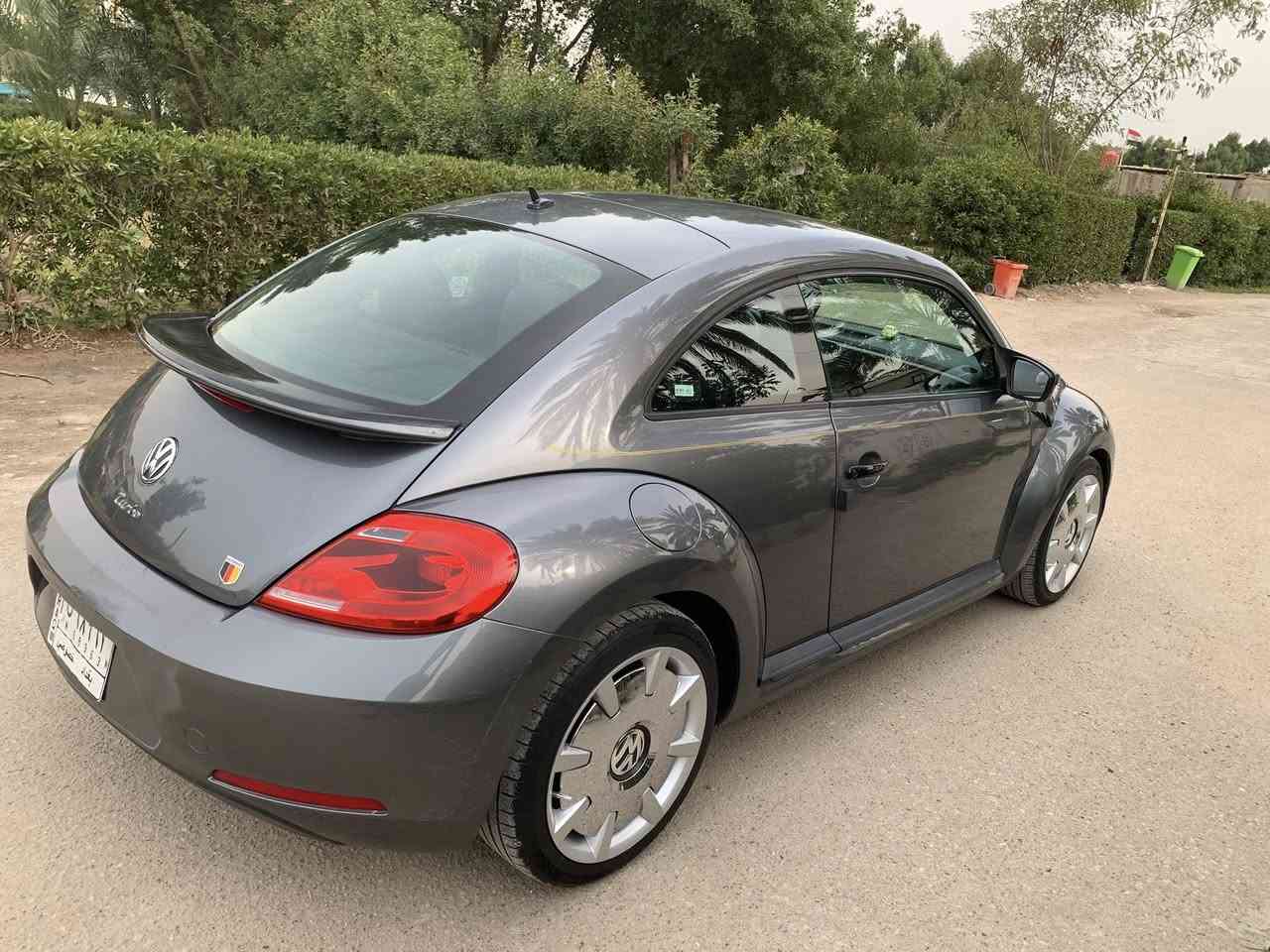 السلام عليكم بيتل للبيع مكينه 2000  تيربو
موديل 2014
ماشيه 65
بيها 3 قطع صبغ بدون ايرباك بدون دواخل
السياره على وضع الشركة برغي مامفتوح بيها كلها مكفوله كير مكينه  تبريد تدفئه
***********  واتساب
***********
