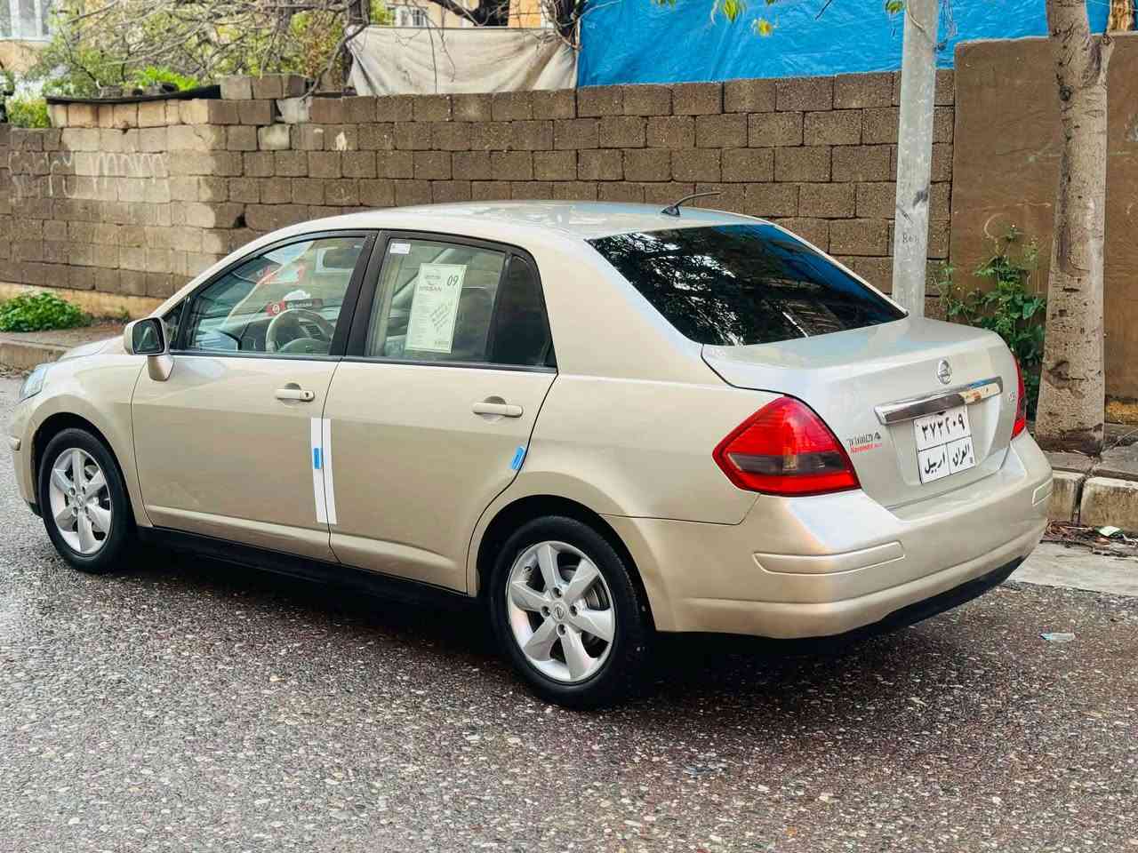 نيسان تيدا 2011 وارد خليجي مكفوله من الحادث بدون صبغ جاهزه من كلشي محرك 18 المرغوب كلش حلوه ونظيفه تحويل شرط سعر 88ومجال عنوان اربيل 
***********
***********
نيسان تيدا 2011 زور خاوين بى بوياغ مه كينه كه ورا توماتيك وته بريد وتحديد سرعه فوليوم سعرى 88ورقه ومجال شوين هه ولير أربيل, العراق
