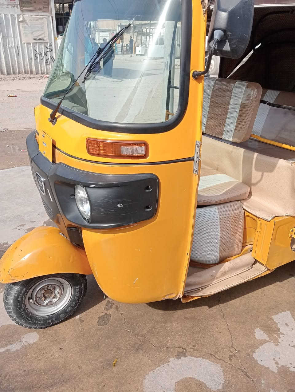 سلام عليكم تكتك لبيع 21بغداد العبيدي ***********
