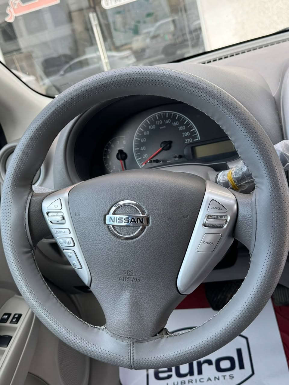 اللهم صلي على محمد وال محمد
نيسان صني هندي 2025
للبيع فقط 
رقم اربيل الجديد
سنوية باسم عربي
يعني تحويل مباشر

موديل 2025

السعر /شدة و25
(125)
 وبيها مجال بسيط حك الجية
كير ومحرك وتبريد جيد 

السياره مكفولة من الصبغ والتبديل والبارد
بيها رصعة بسيطة بالجاملغ الخلفي واظحة بالصور
 المواصفات المعروفة 
تحكم ستيرن جهتين
تبريد قطعتين 
4 جام كهرباء 
حساسات خلفيه 
شاشه وكامرة 
سويج ريمونت 
دبل ايرباك 
تحكم ستيرن
حساس تاير 
مانع انزلاق 
يدات نيكل 
نضام مانع الانزلاق ABS 

المحرك  1.5 
ماشيه  31 الف                                        
الاستفسار 
 
 ‏***********
***********
مكان السياره بغداد السيدية
