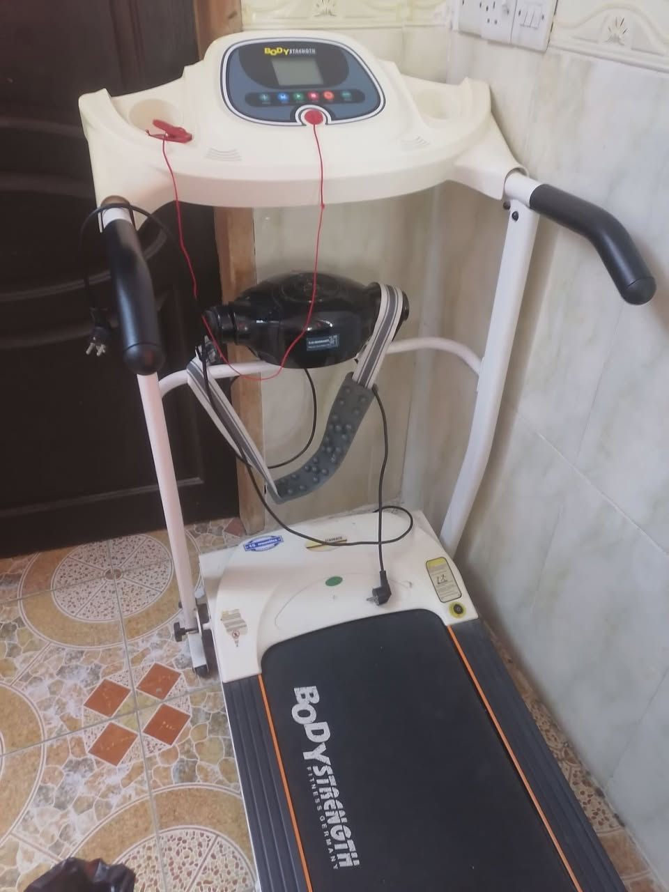 أغراض بيت للبيع


**إذا كنت صاحب هذا الإعلان وتريد حذفه لأي سبب، رجاءا أرسل رسالة إلى الدعم الفني**