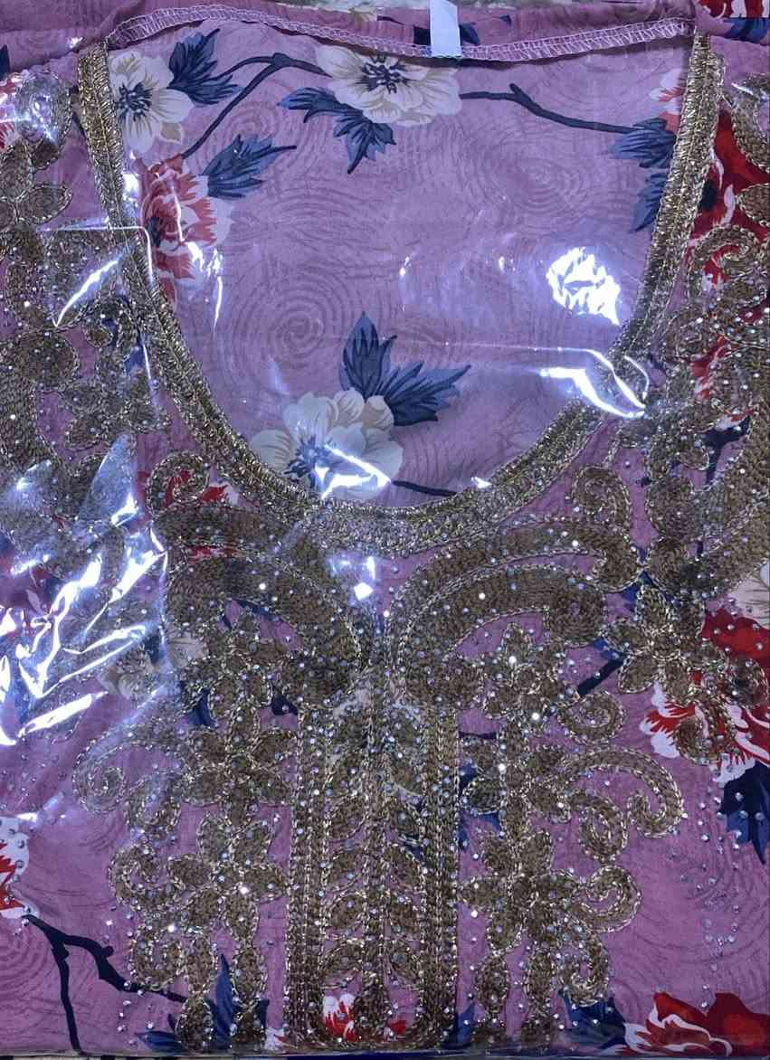 مخاور مخيطة وكاملة👌
قماش حرير ثخين
السعر 10


**إذا كنت صاحب هذا الإعلان وتريد حذفه لأي سبب، رجاءا أرسل رسالة إلى الدعم الفني**