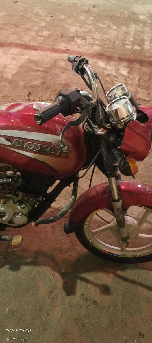 بوكسر مديل 19 اوراق كاملة بيهة ترتيبات والمحرك بي صوت لبيع سعر 650 او مراوس شعدك تواصل *********** البصرة, العراق
