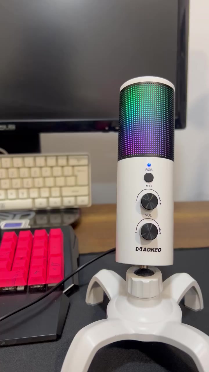 open box مو مستعمل
مايك حاسبة و موبايل 

من ماركة AOKEO موديل AK-9

RGB 11 modes 

بي خاصية تفعيل mute ب لمس 

زيرو تاخير 

خاصية تقليل الضوضاء 

سعر 30 الف 

توصيل متوفر لكل المحافظات 5 الف فقط


**إذا كنت صاحب هذا الإعلان وتريد حذفه لأي سبب، رجاءا أرسل رسالة إلى الدعم الفني**