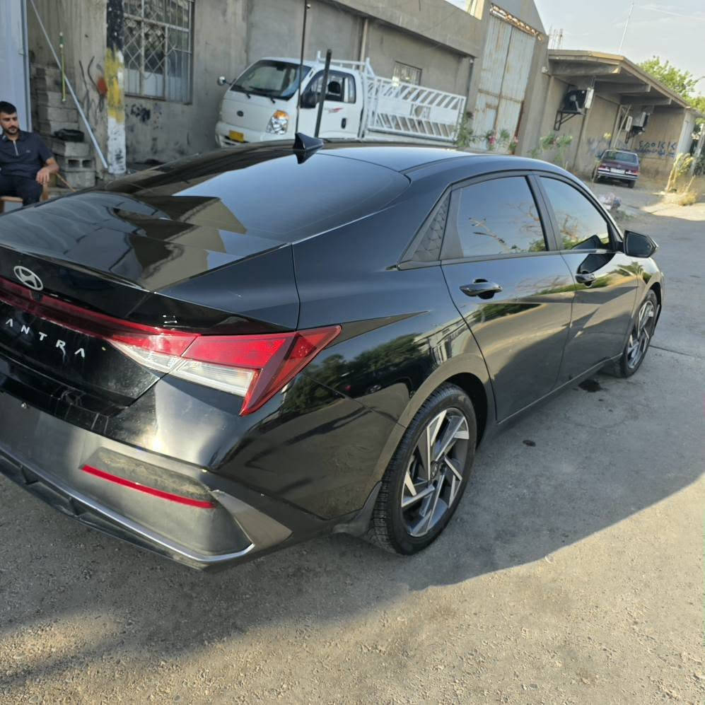 للبيع النترا ٢٠٢٤ فول 
السعر ١٤٦ وبيها مجال للشراي 
المواصفات 
سلايت 
بصمه 
بصمه تشغيل 
بصمه ابواب وصندوق
رادار محيطي ٣٦٠ درجه
توقف ذاتي امامي خلفي 
قياده اليه 
شاشه كبيره 
ويل كب ١٧ انج
ليد امامي ولايت زنون
بك لايت متصل ليد كامل
السيارة تترقم اربيل دهوك سليمانيه
السيارة شرط بدون دواخل بدون ايرباك وشاصي كفاله عامه 
تبريد وراديترات شركه 
العنوان اربيل 
للاتصال *********** كورك *********** أربيل, العراق
