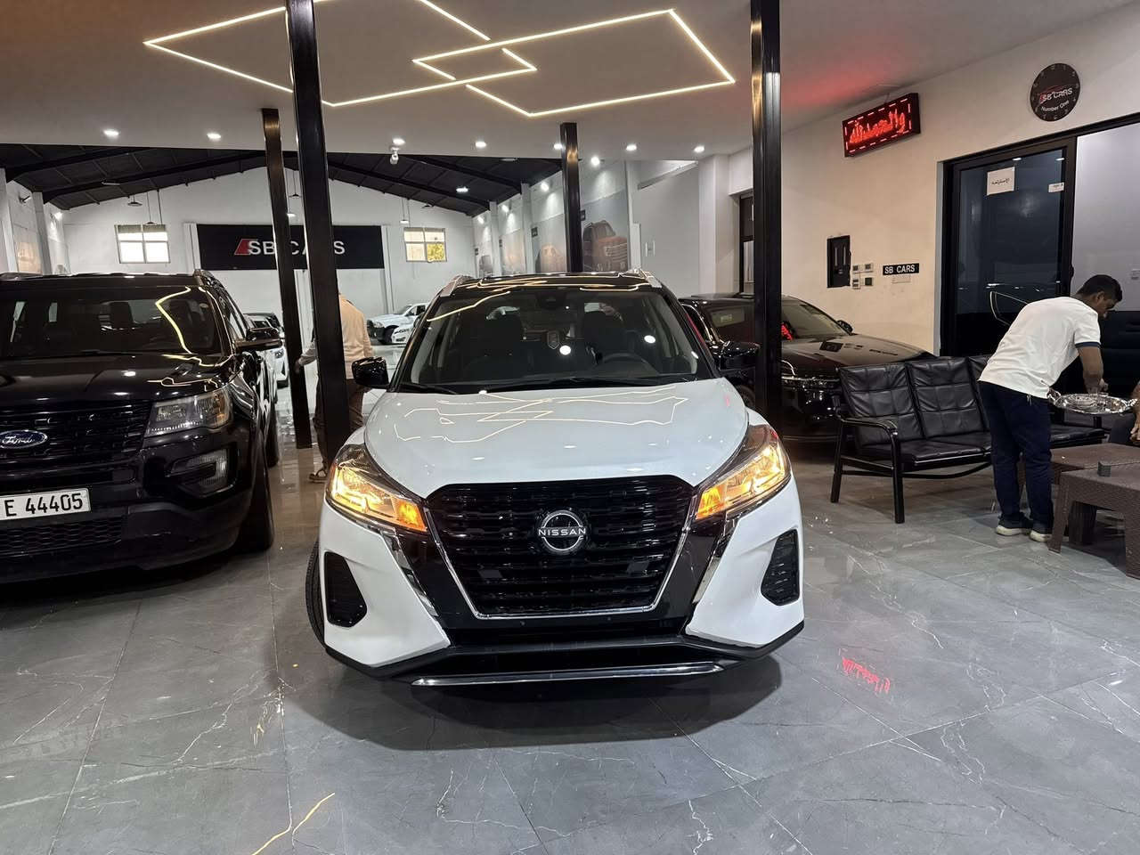 Nissan kicks SV 2024
سعر بلاش ١٢٧$🔒🔥 
***********
***********

مواصفات SV
كيج الكتروني
وياله ١٩
رادارات ٣٦٠ درجة
بصمة
 تشغيل عن بعد
وياله ١٨
صقف اسود
شاشة 
كاميره
تحكمات ستيرن
ماشية ٢٢ الاف مايل
❌بجم سليم و خلفي سليم ٣ قطع جانبي صبغ
إرباكات سستم ١٠٠/١٠٠
موجودة 📍اربيل SB cars🚘 
سيارة بدون رقم تترقم شمالي ١٥ ورقة

***********
***********
