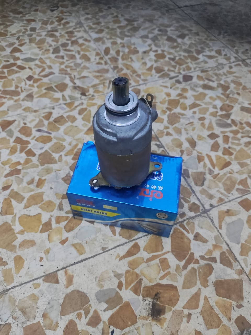 سلام عليكم اخوان شوته مال تكتك بياجو نضيفه وجاهزه لسعر 15 الف بلاش وسلف مال صيني هم ينشد للبياجو بعده بل كارتون جديه سعره 10 راسلني وتدلل مكاني كربلاء ***********
