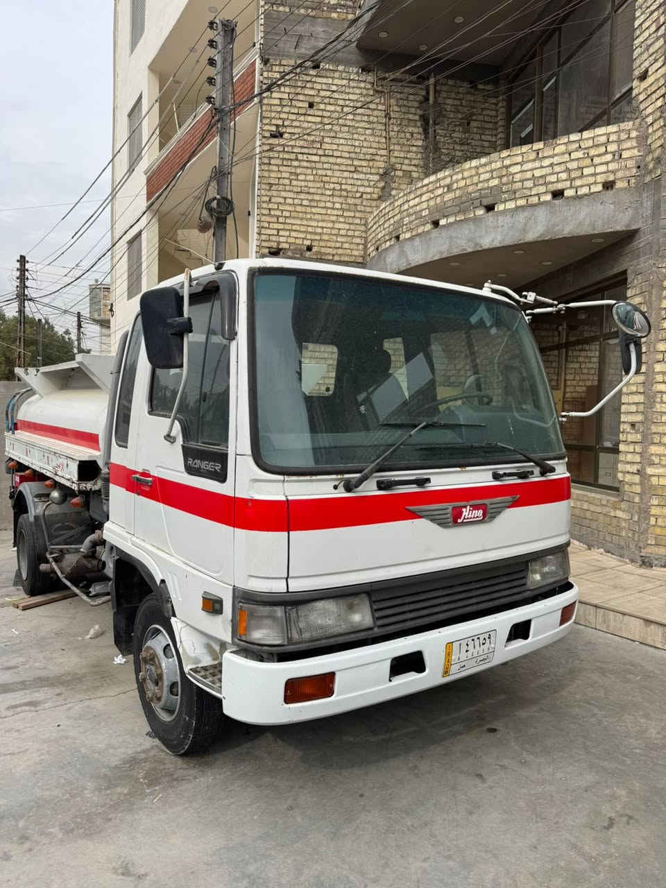 هينو تنكر بلادي موديل 1997 حموله 4400 الرقم للاستفسار ***********
