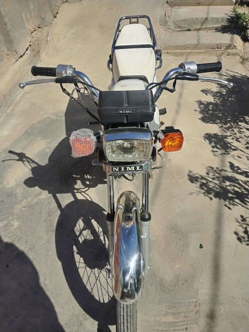 للبيع نامه موديل 2025 نضافه شوفت عينك الدراجه مابيه اي نقص دراجه جديده بس اوراقه ضاعت اتعهد من السرقه حته مكاتبه اسويلك بيع او مراوس
المكان كربلاء الحسينيه
السعر ٤٥٠ وبيه مجال
***********
