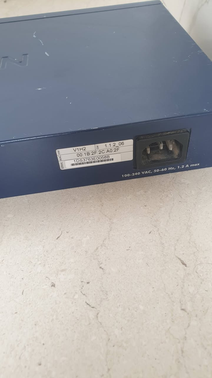 للبيع بورتات كيكا و٢منفد كيبل ضوئي سعر ٥٠ الف قفل .


**إذا كنت صاحب هذا الإعلان وتريد حذفه لأي سبب، رجاءا أرسل رسالة إلى الدعم الفني**