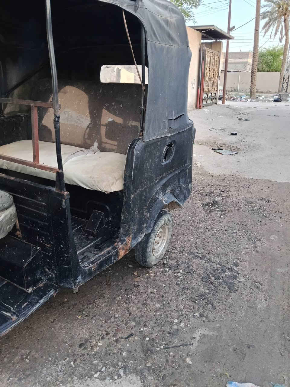 تكتك بياجو مديل 19 محرك محور TVS  رقم وسنويه بسمي يرادله ترتيبات محرك يدخن   تايرات جديده السعر 2750 مليونين و750 وبيه مجال للشراي  ما تشتري لا اتعبني العنوان الجزيره ***********
