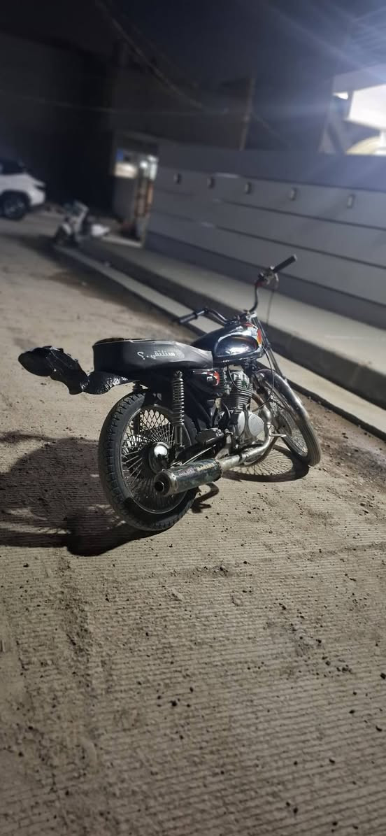 السلام عليكم دراجة للبيع ارشه موديل 18 مكان ديالى بعقوبه  مستعجل علئ البيع السعر 275وبيه مجال الرقم ***********
