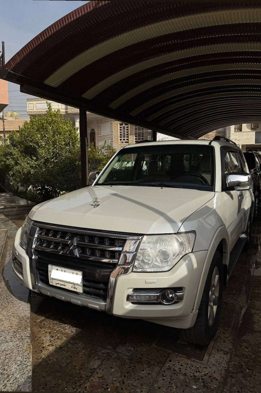 باجيرو حبتور موديل 2015 فول مواصفات مكفوله من أي ضرر ماشيه 66 ألف و 500 رقم بغداد ومكانها بغداد السعر 200 ورقه رقم الهاتف ***********
