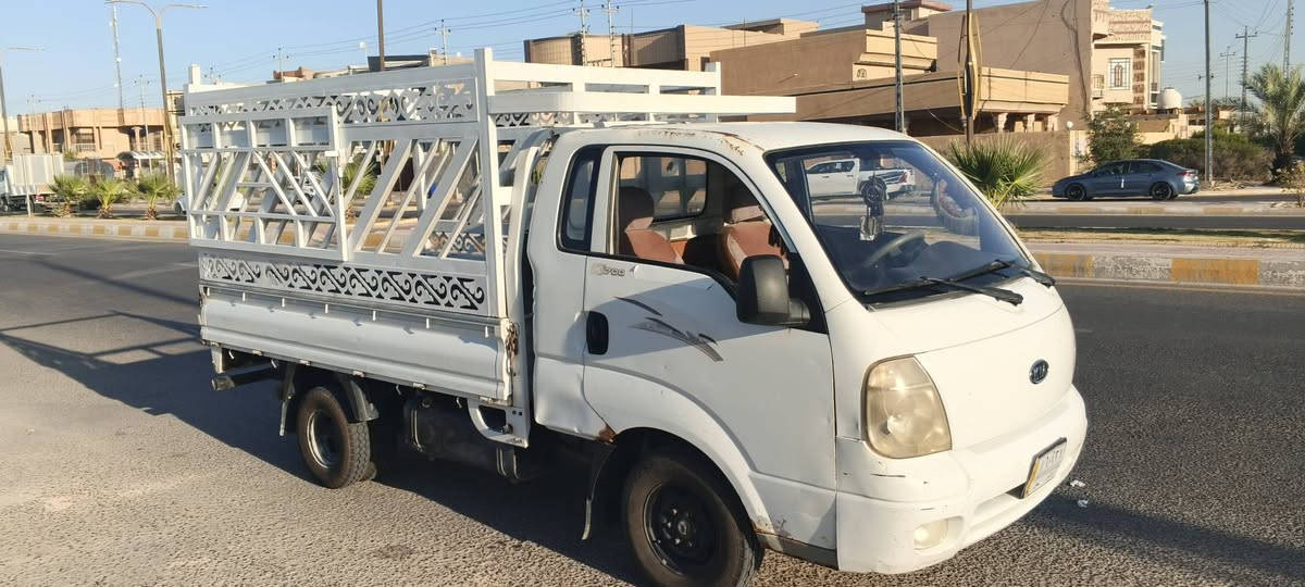 كيا عموشه للبيع رقم انبار
مكفوله محرك كير واكسل  سنويه لل 28
تحويل مباشر  السعر 95وبيها مجال سياره جاهزه تخم تاير صدر جديد للستفسار ع الرقم /***********
