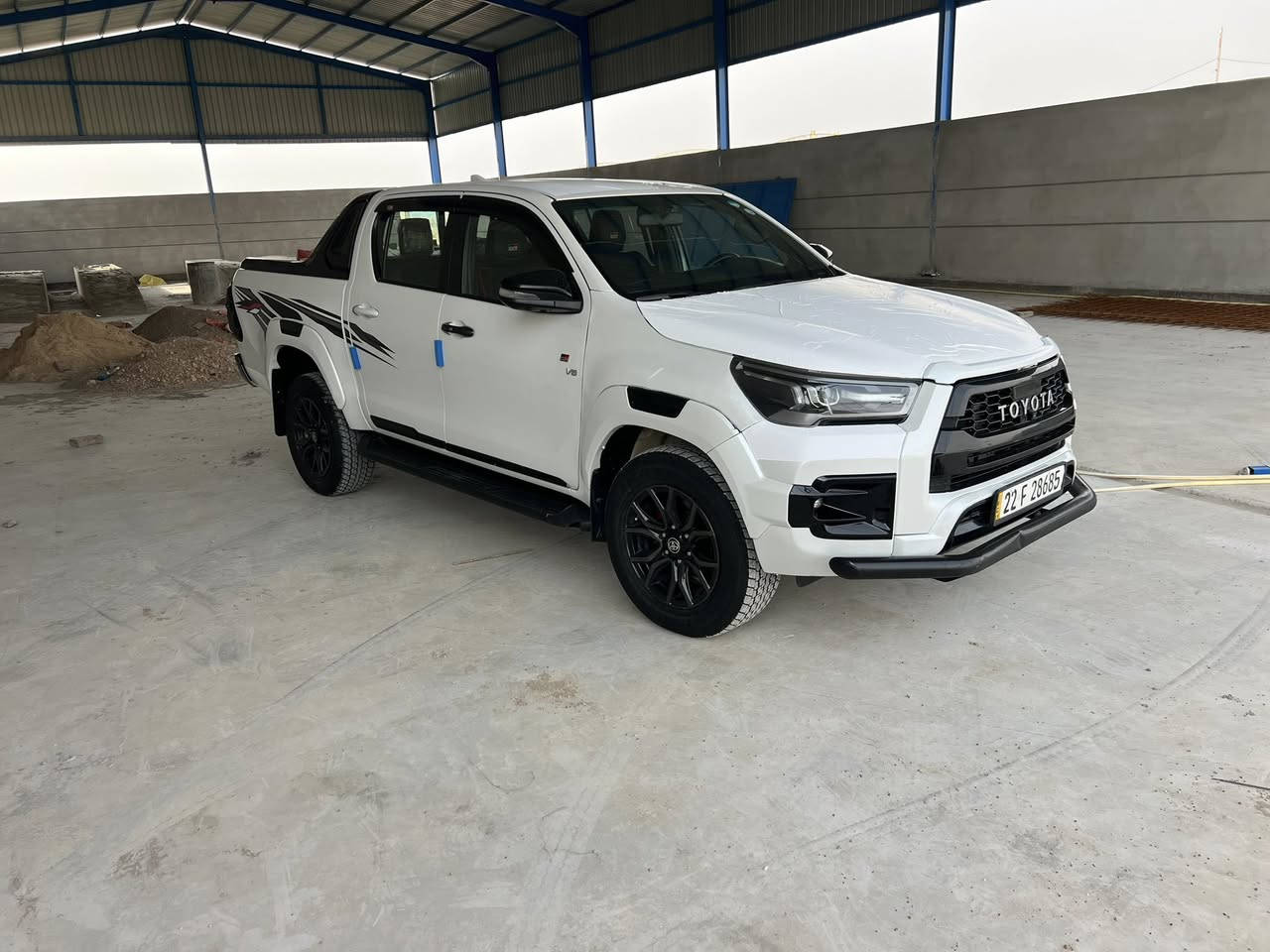 السلام عليكم هايلوكسGR 2023 رقم اربيل سنويه ورقم جديد سياره جاهزه عل وضع الشركه فول مواصفات كويتي ماشيه 90 صارت بيهه طخه نصبغ ربع البنيد والجاملغ بارد بدون فتح وبدون دواخل السعر 365 وبيهه مجال مكان السياره واسط رجاء مكلف بلنشر الشراي يتصل عل الرقم ‭0789 162 3844‬
