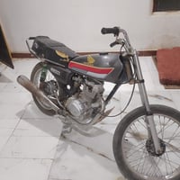 دراجه للبيع نامه جاهزه كلشي مابيهه كلك كلك كلك  خاص ماكو رقم ‭٠٧٨٨ ٤٠١...