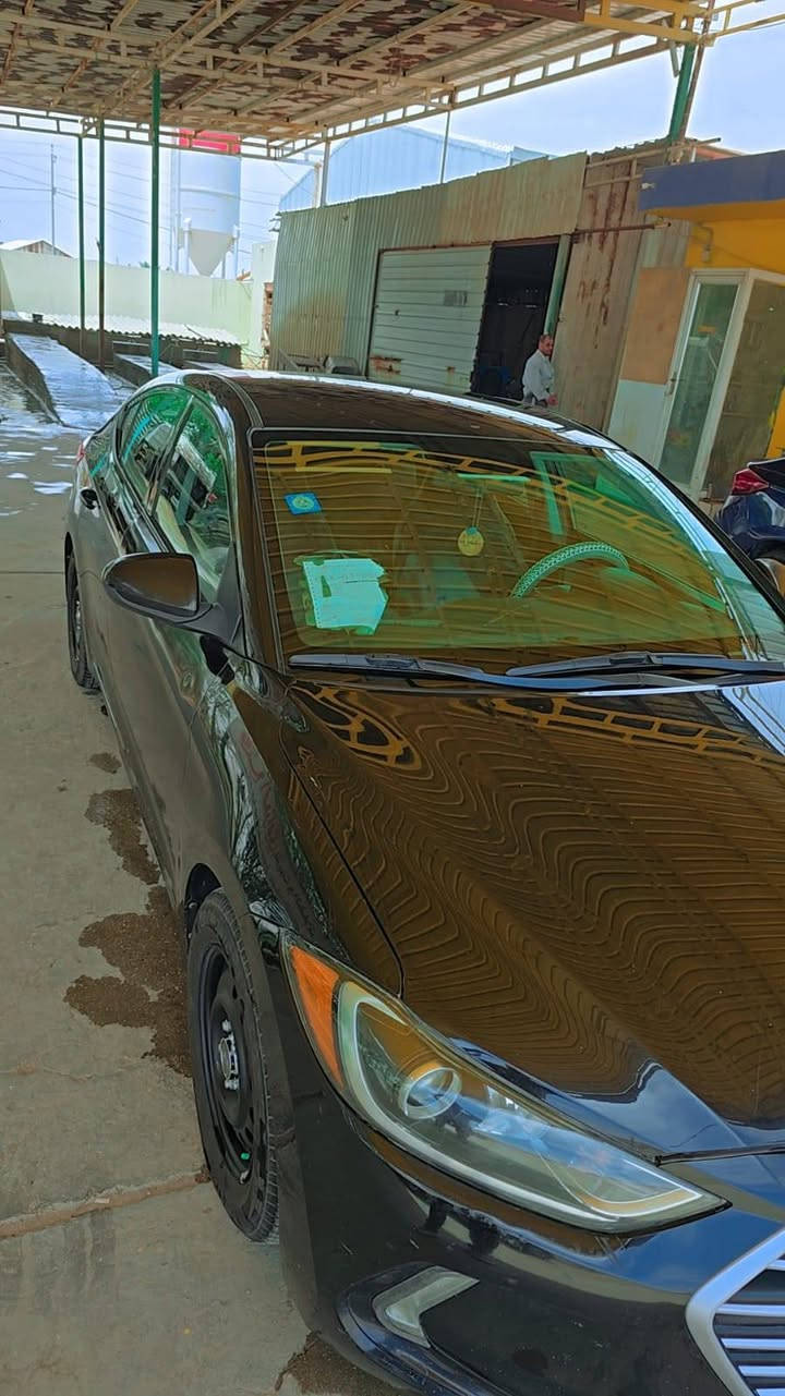 ‏السلام عليكم
‏النترا موديل 2018 للبيع وارد امريكي ضرر موضح بالصوره سياره رقم نجف بأسمي 
‏موصفات السيارة SE
‏ادامه كامله للصدر صار ١٥ يوم 
‏محرك ٢٠٠٠دوش 
‏السياره ماشيه 70الف ميل 
‏الاستفسار على السعر اتصل على رقم 
***********
مكاني الديوانية شامية
