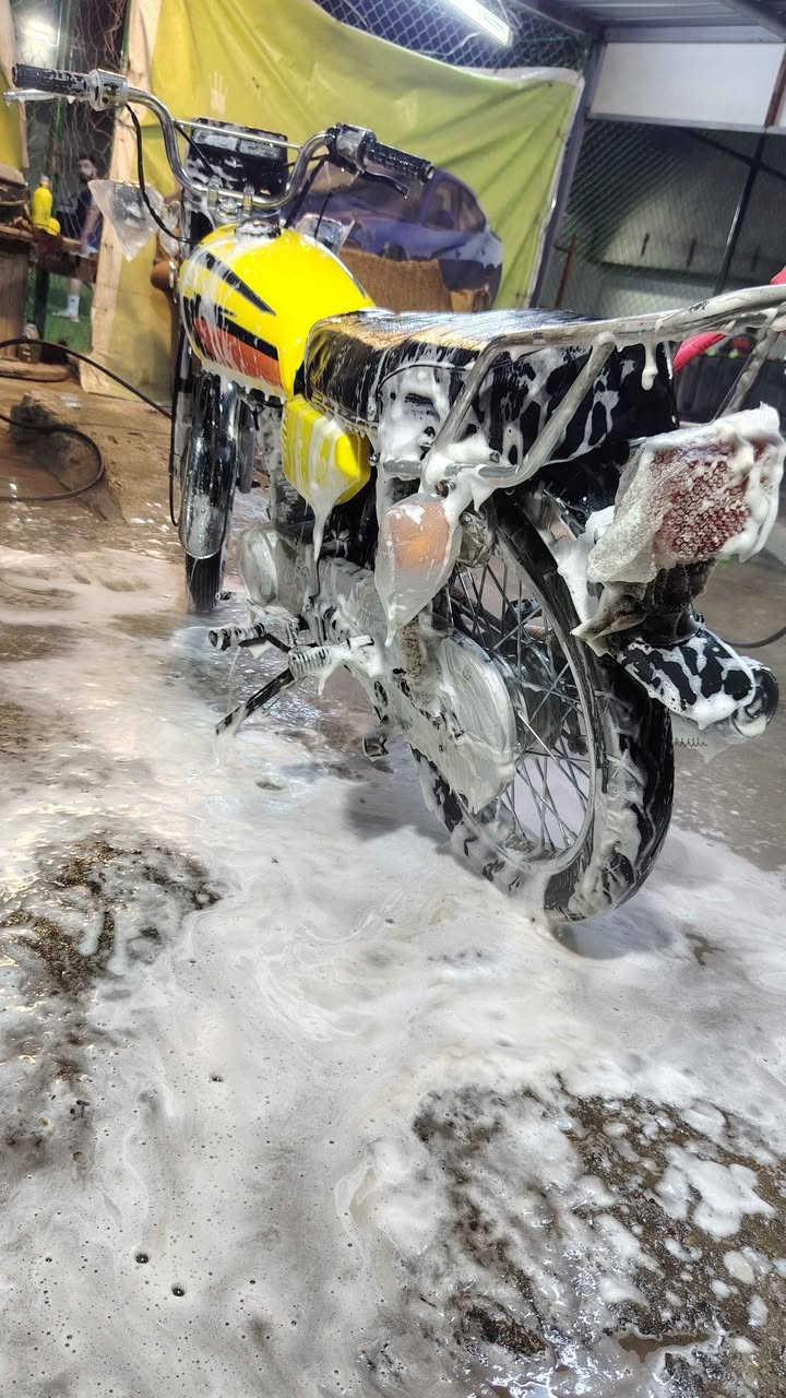 ‎سلام وعليكم إيراني حديثه موديل 2024 الدراجه جديده بمعنى الكلمه اربعه نمر تايكر الدراجه شلعه ومعدل تخ‎ Colombo, Sri Lanka


**إذا كنت صاحب هذا الإعلان وتريد حذفه لأي سبب، رجاءا أرسل رسالة إلى الدعم الفني**