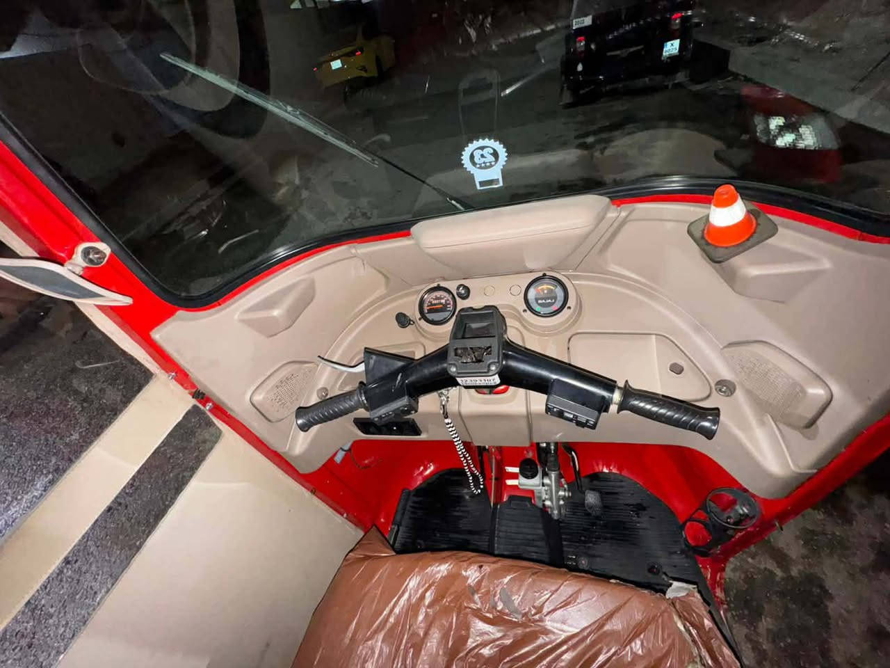 سلام وعليكم تكتك لبيع وحد وعشرين مكان دوره ابو جير هاذ رقمي ***********
