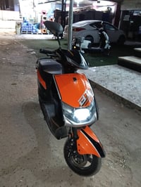 دراجة للبيع Bt شحن للبيع  نظيفة جدا  كير 3 نمر  تشغيل عن بعد  2 بصمة ب...