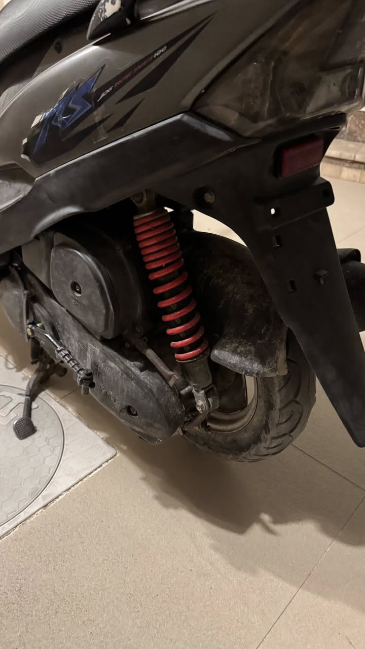 دراجه ماكس عدله
الدراجه خير من الله بلاديه مكفوله
مكينتها مامفتوح بيها برغي جيب الف فيتر وتعال افحص
صارلها اقل الشهر من نازله من الرمبه
عنواني الناصريه مركز
0787 324 2248
