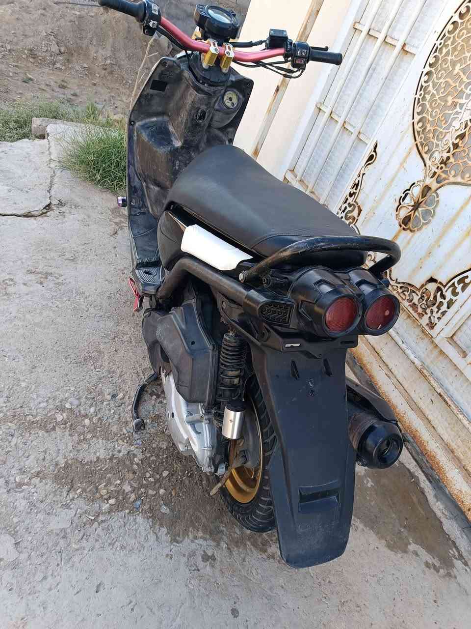 دراجه سكنس للبيع اي نقص ما بيهه ولدراجه بلاديه كله مكان ديالى بعقوبه سعر مليون وبيهه مجال ***********
