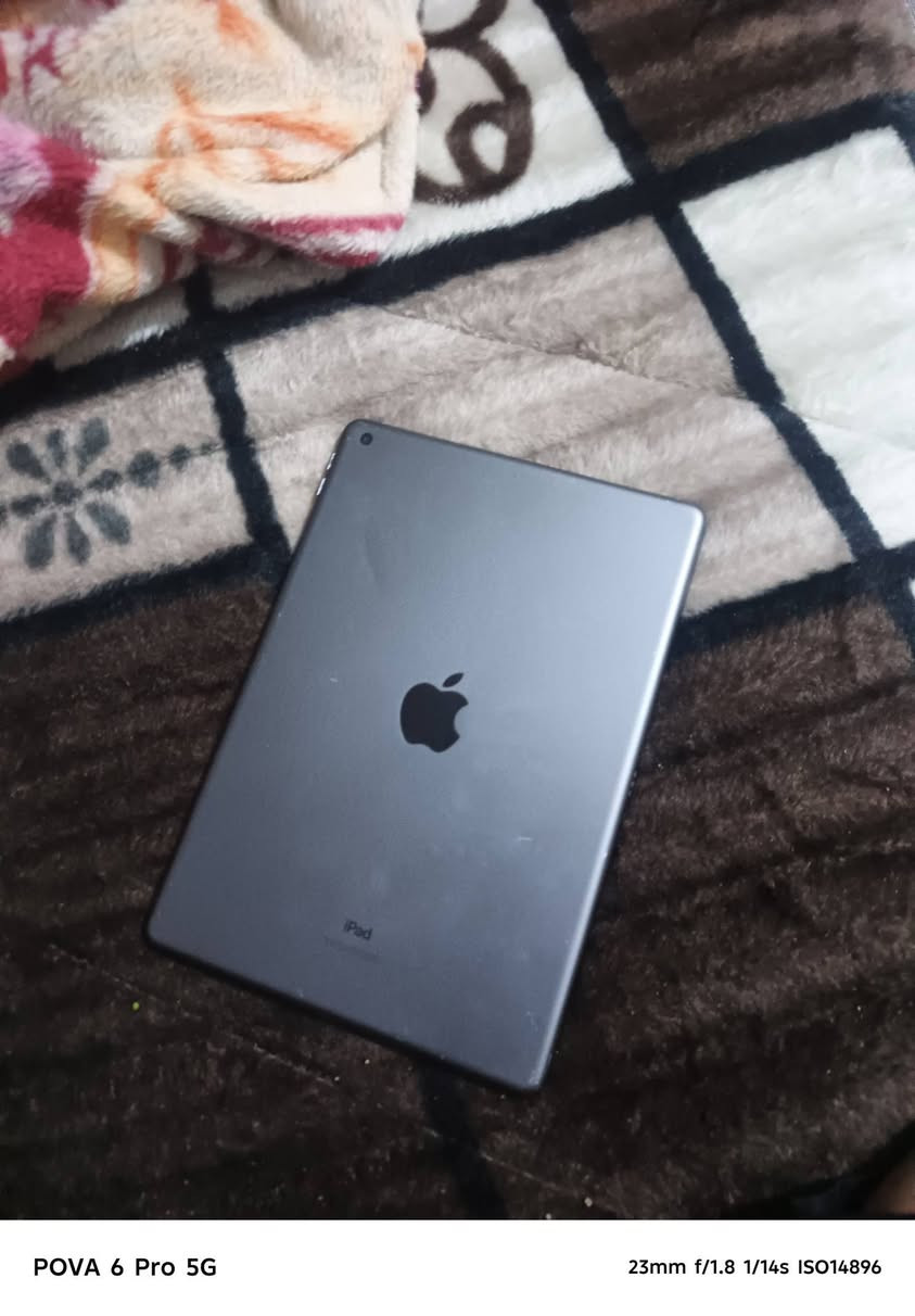 سلام عليكم ايباد 9لل بيع السعر 300 نضيف الله شاهد ولا يصرف شحن والله العظيم كلش حلو بس معتاز  والله  المكان بصرة  الحوطة  تصال واتساب بس ***********
