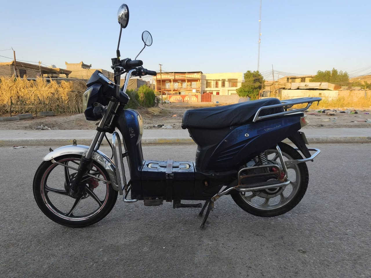 سلام عليكم
دراجه شحن هارلي  كشر للبيع بدون بطاريات  كامل عل فحص  
السعر 160الف و وبي مجال قليل حك الجيه الرقم الاتصال /***********
***********
