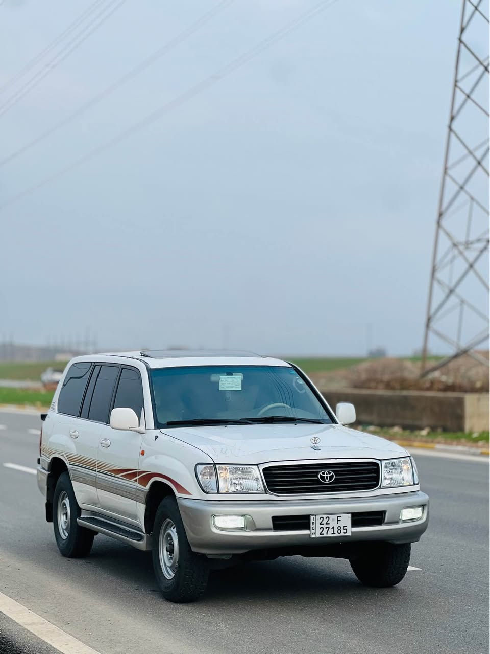 تۆیۆتا لاندکرۆزەر مۆدیل ١٩٩٨ مواسفات ٨ پستنی فول فولی گیر عادی قطڕی دو پەلە بۆیاخ لە هەردوو چاملخی پێشەوەی هەیە بێ ناوگرتن بەشەرت  مواسفاتی جەگ سلایت ناو زەرد فۆرمیکا کوشن جلد و کارەبایی دەبڵ سپێر و زۆر مواسفاتی تر گیر و مەکینە بەشەرت نەکراوەتەوە دەنگ و سەرف و کرانەوە و بوخار بەشەرت  سعری ١٧٠ وەرەقە و مەجالەکی زۆر کەم بۆ زانیاری زیاتر ***********_*********** ناونیشان کۆیە كويسينجاك, أربيل
